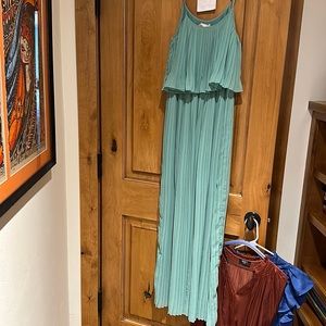 Formal dress- love21 brand medium